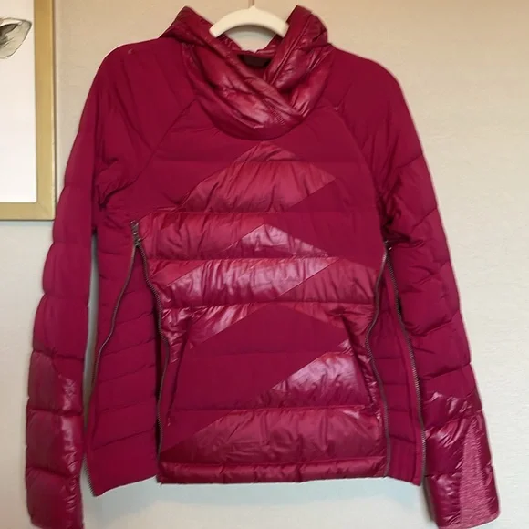 Lululemon Athletica Dark Pink Puffer Jacket with Quilted Design - size 6 - Picture 6 of 8